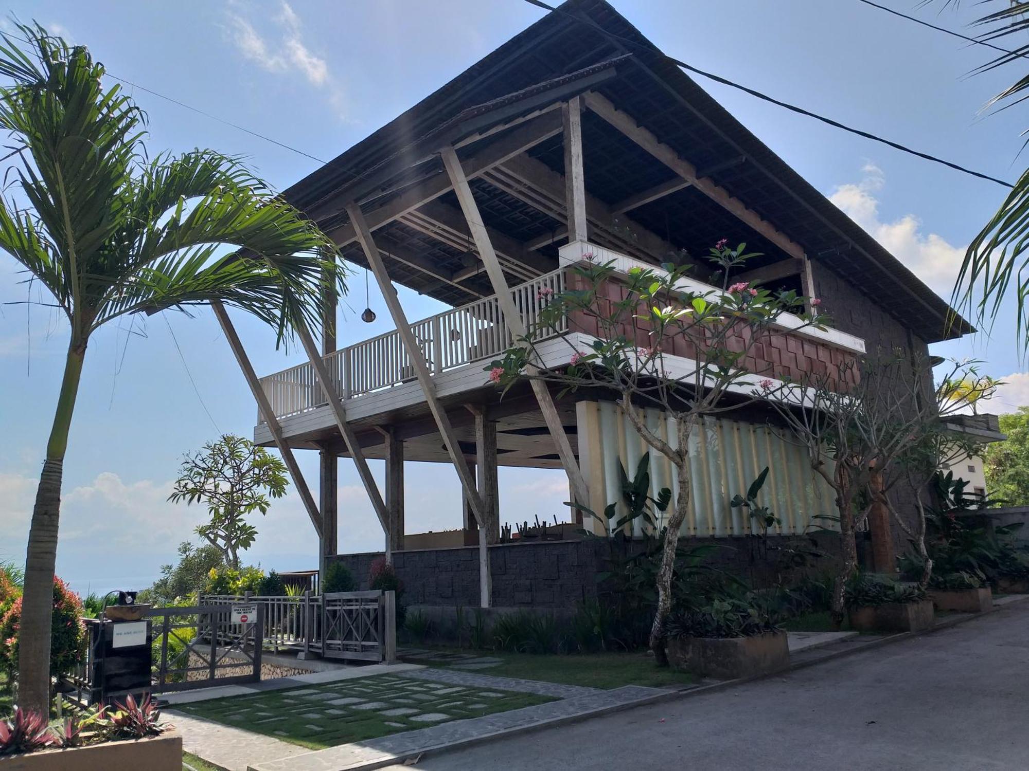 Jenggala Hill Hotel Nusa Lembongan  Ngoại thất bức ảnh