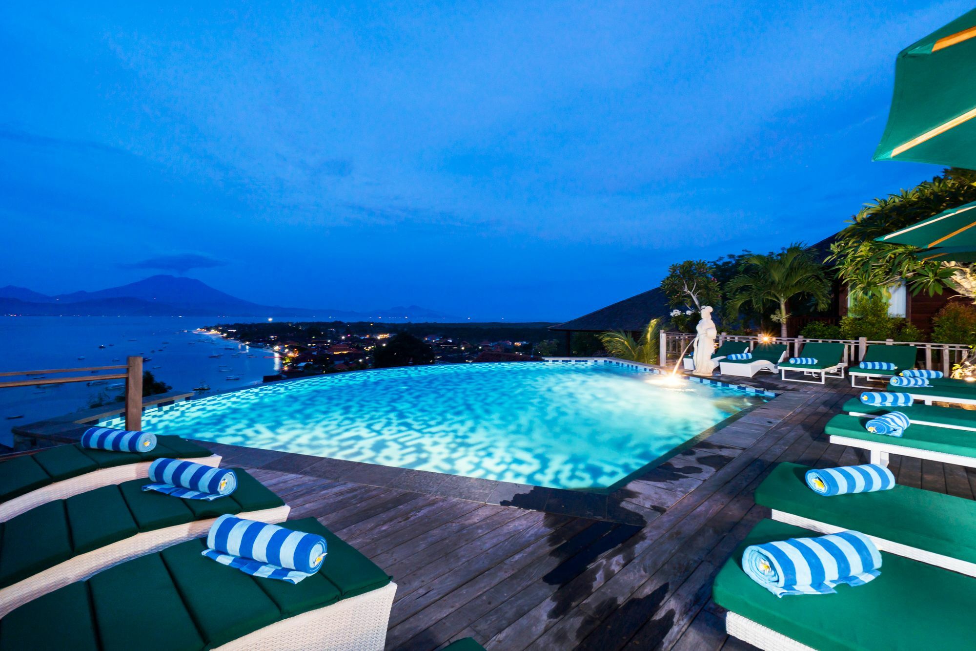 Jenggala Hill Hotel Nusa Lembongan  Ngoại thất bức ảnh