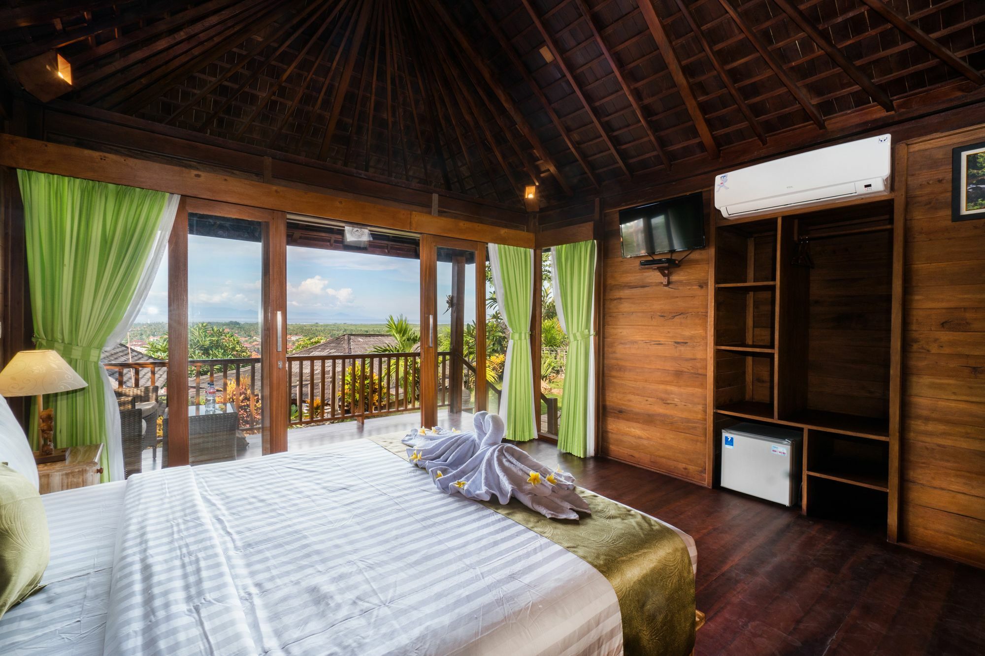 Jenggala Hill Hotel Nusa Lembongan  Ngoại thất bức ảnh