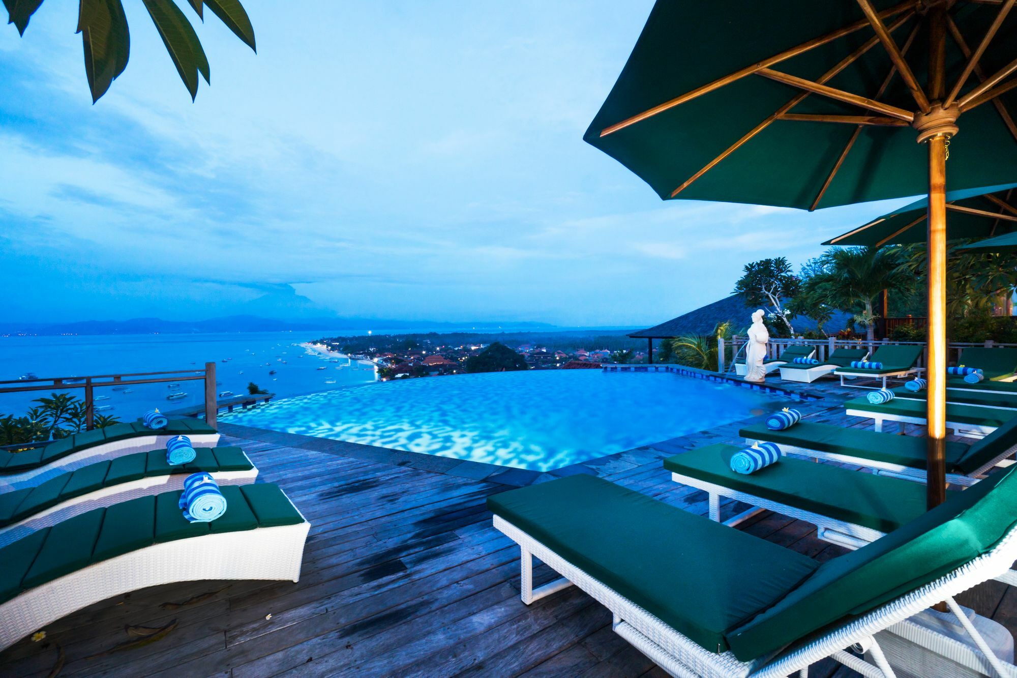 Jenggala Hill Hotel Nusa Lembongan  Ngoại thất bức ảnh